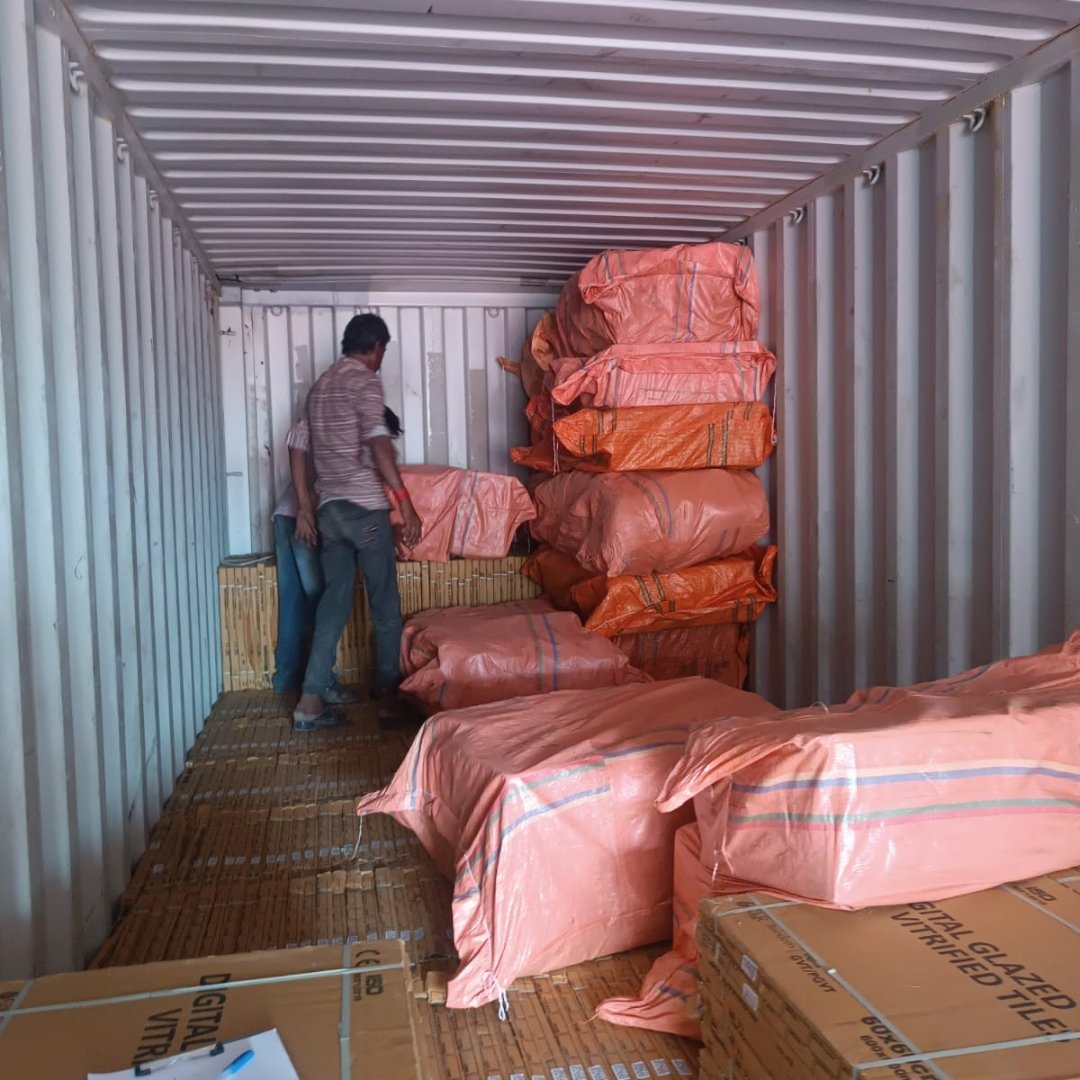 Export Loading Of Pvc Accessories